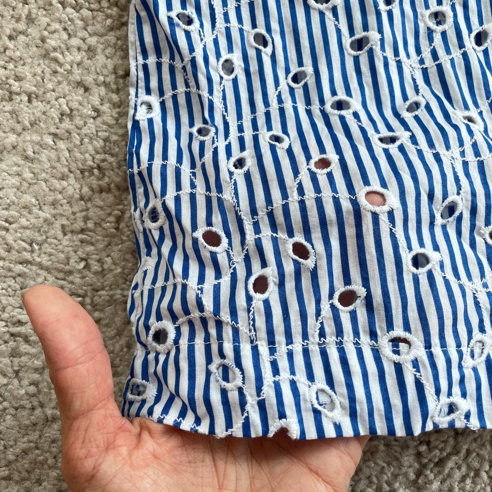 Liz Claiborne Stripe Eyelet Top Large Blue White Cut-Out Seersucker Embroidery - Picture 6 of 9